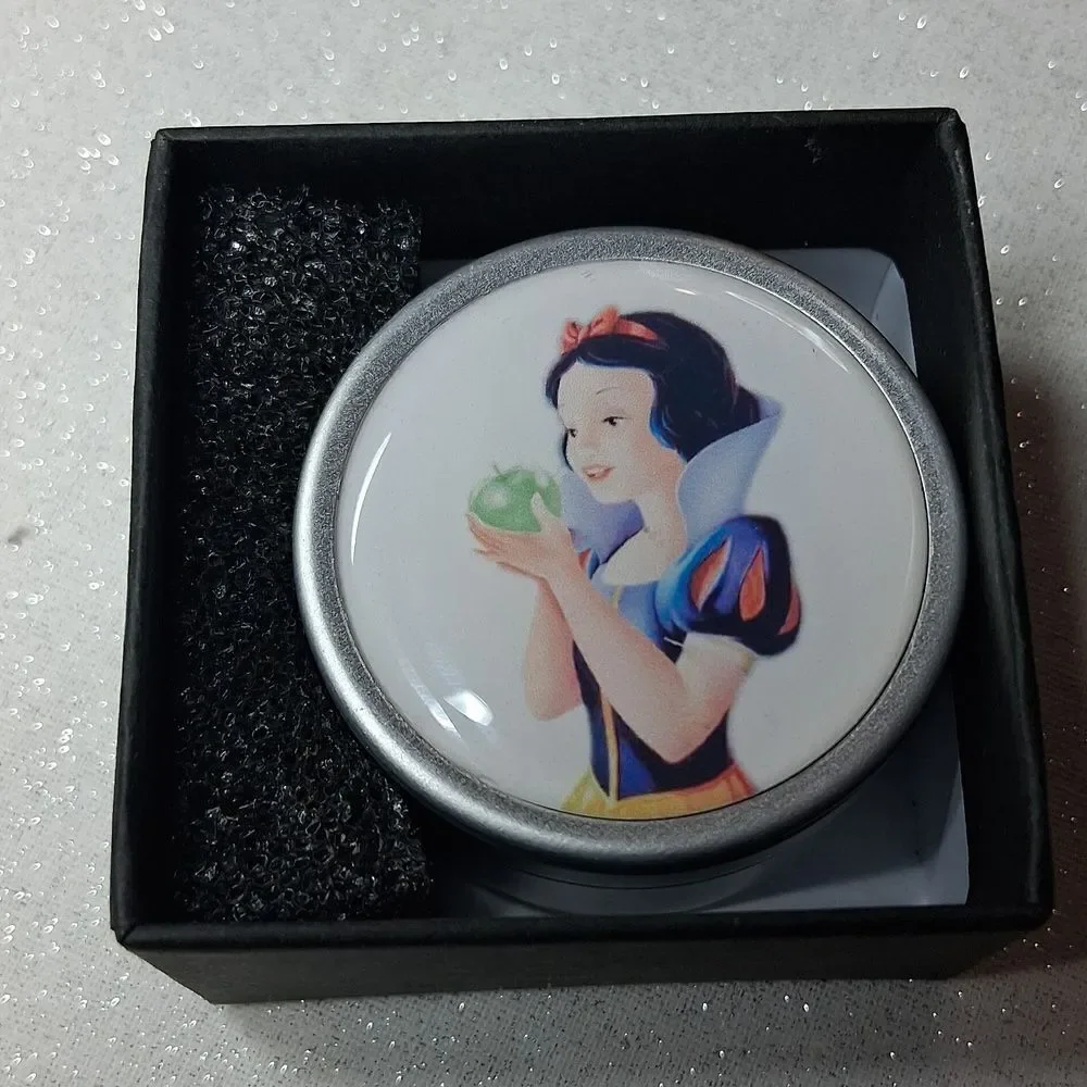 925 Pink and Green Apple Necklaces with Snow White Tin New